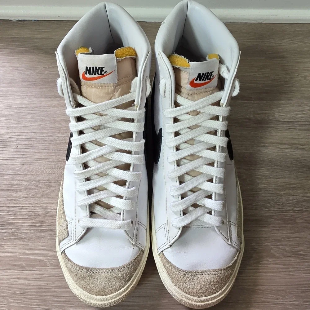 Nike Blazer Mid 77‎ Vintage White Black Sneakers Men 9.5 BQ6806-100